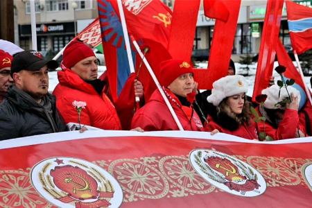 Навстречу 100-летию СССР. Акция пензенских коммунистов