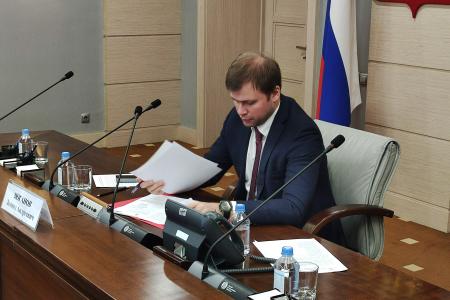 Фракция КПРФ в Мосгордуме провела круглый стол на тему «Проблемы фальсификации протоколов общих собраний собственников»