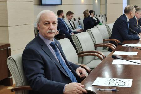 Фракция КПРФ в Мосгордуме провела круглый стол на тему «Проблемы фальсификации протоколов общих собраний собственников»