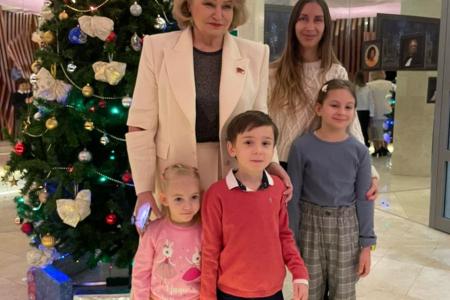 Нина Останина: Дарим детям сказку!