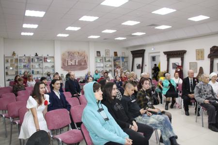 Рязань. Депутаты-коммунисты поздравили ветеранов с наступающим Новым годом