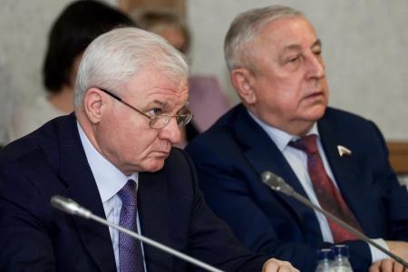 Н.М.Харитонов настоял на необходимости переноса запуска второго этапа инвестквот в рыбохозяйственной отрасли на 2026 год