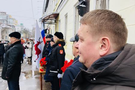 Мемориальную доску Главному маршалу авиации Александру Голованову открыли в Нижнем Новгороде