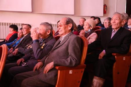 Коммунисты Тувы достойно отметили 100-летие со Дня образования Советского Союза