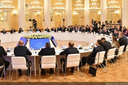 Г.А. Зюганов выступил на международной конференции «Роль взаимодействия фракций политических партий и блоков в межпарламентском сотрудничестве стран СНГ»