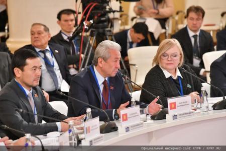 Г.А. Зюганов выступил на международной конференции «Роль взаимодействия фракций политических партий и блоков в межпарламентском сотрудничестве стран СНГ»