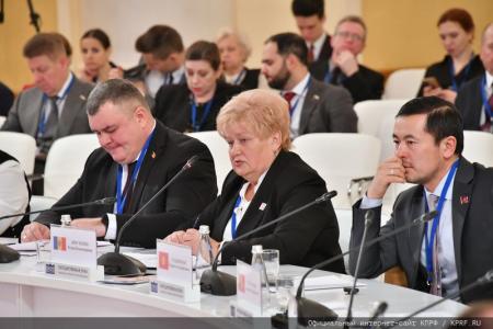 Г.А. Зюганов выступил на международной конференции «Роль взаимодействия фракций политических партий и блоков в межпарламентском сотрудничестве стран СНГ»