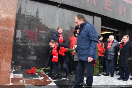 В Москве прошла торжественная акция, посвященная 143-й годовщине со Дня рождения И.В. Сталина