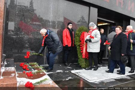 В Москве прошла торжественная акция, посвященная 143-й годовщине со Дня рождения И.В. Сталина