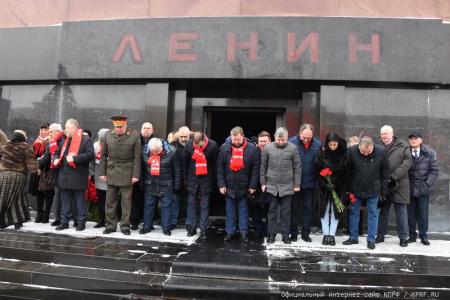В Москве прошла торжественная акция, посвященная 143-й годовщине со Дня рождения И.В. Сталина