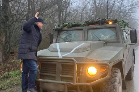 Анатолий Локоть встретился с бойцами из Новосибирска, приехавшими в Беловодский район ЛНР