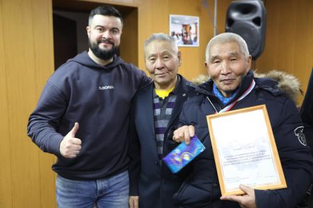 Тувинские коммунисты провели шахматный турнир среди ветеранов