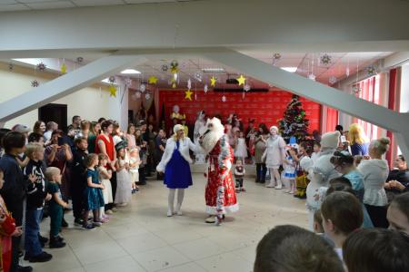 Алтайский край. КПРФ провела новогодний утренник для детей