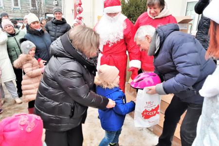 Костромские коммунисты подвели итоги конкурса детских новогодних поделок «Новогодний талисман»