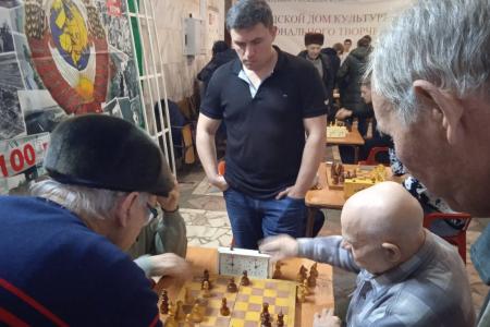 В Саратове при поддержке КПРФ проведен шахматный турнир, посвященный 100-летию образования СССР
