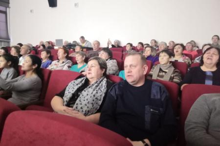 В Омской области КПРФ провела концерт «Рожденные в СССР!»