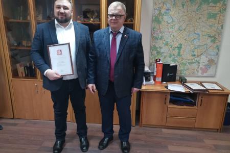 Руководитель фракции КПРФ в Мособлдуме Александр Наумов: Работа волонтёров-добровольцев - большой вклад в помощь нашей армии!