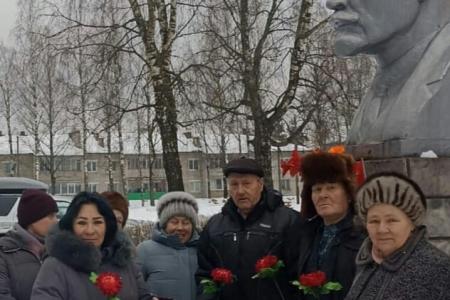 В Новгородской области почтили память Владимира Ильича Ленина
