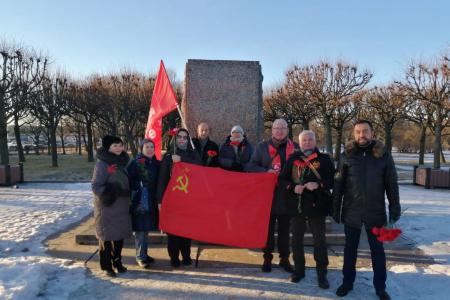 Коммунисты Ленинграда провели ряд акций в память о В.И. Ленине
