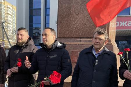 Краснодарский край. Коммунисты и представители других лево-патриотических сил почтили память В.И. Ленина