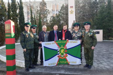 Крым: В Бахчисарае наградили ветеранов пограничной службы