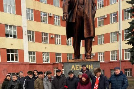 Коммунисты Брянщины почтили память В.И. Ленина