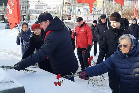 В Иванове почтили память жертв «Кровавого воскресенья»