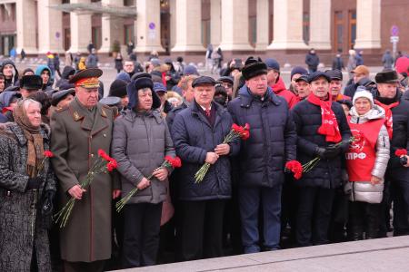 Геннадий Зюганов: Гений Ленина изменил ход истории и судьбу всего человечества!