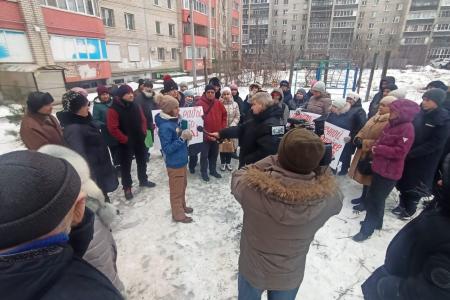 Первый секретарь Рязанского обкома КПРФ Д.С. Сидоров встретился с жителями поселка Шлаковый