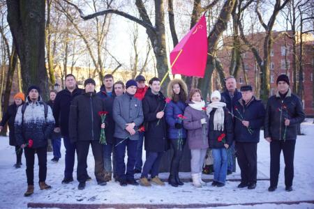 Коммунисты Ленинграда провели ряд акций в память о В.И. Ленине