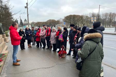 Слава тебе, город-герой Ленинград!