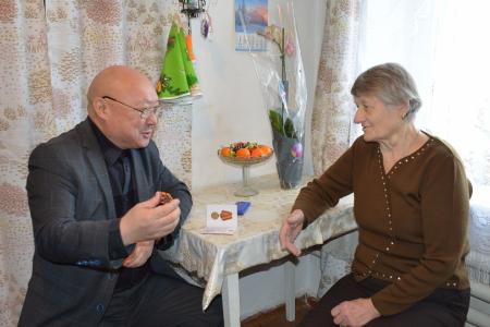 Встречи в Кетченерах главы фракции КРО КПРФ в парламенте Калмыкии Николая Нурова
