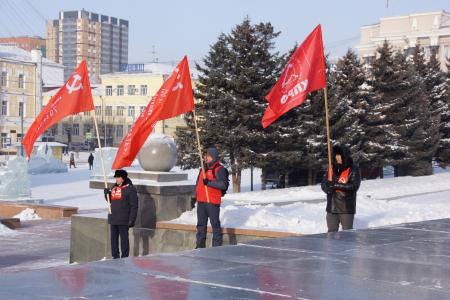 Республика Бурятия: Цветы – вождю пролетариата