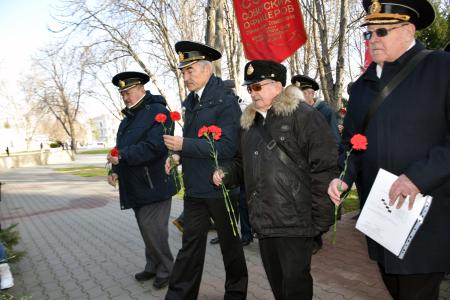 В Севастополе коммунисты провели мероприятия, посвящённые окончательному снятию блокады Ленинграда