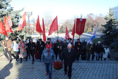 В Севастополе почтили память В. И. Ленина