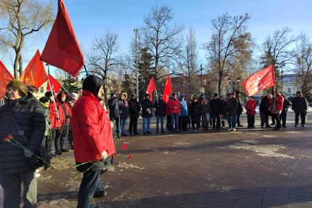 Коммунисты Самарской области почтили память В.И. Ленина