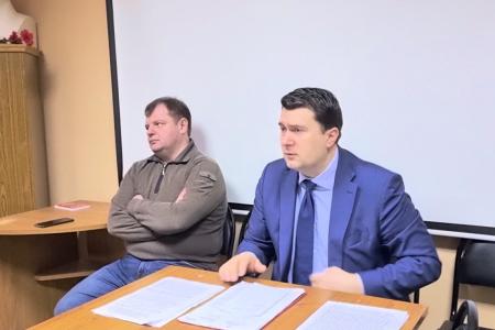 Тверская область. Депутат-коммунист Олег Лебедев рассказал о своей работе и провёл приём избирателей