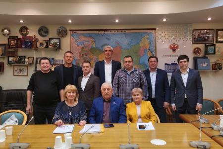 Николай Харитонов провел встречу с фермерами Краснодарского края