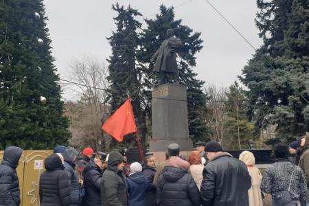 В Ростовской области прошли памятные мероприятия в день 99-й годовщины со дня смерти В.И. Ленина
