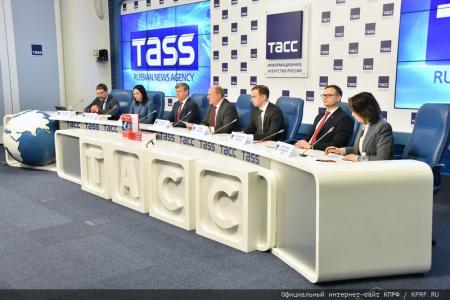 Г.А. Зюганов провел пресс-конференцию в ИА ТАСС