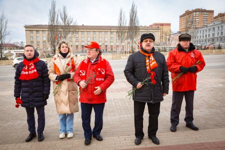 Память В.И. Ленина почтили в Курске