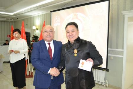 Коммунисты Калмыкии достойно отметили День 100-летия СССР