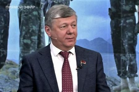 Дмитрий Новиков на Первом канале – о принципиальной разнице между народом и правящим режимом Украины и о продуктивности идей КПРФ