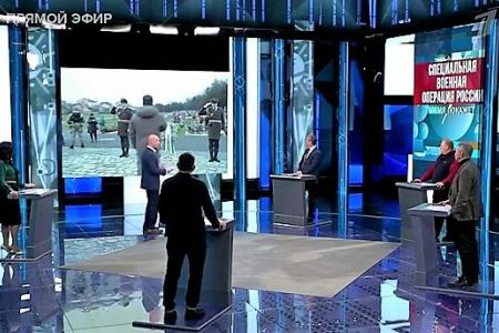 Дмитрий Новиков на Первом канале – о принципиальной разнице между народом и правящим режимом Украины и о продуктивности идей КПРФ