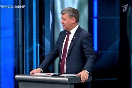 Дмитрий Новиков на Первом канале о поставках Киеву западного оружия и сроках демилитаризации Украины