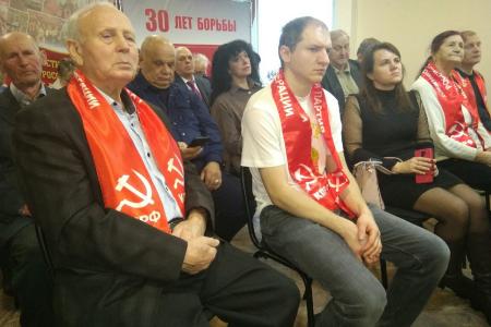 В Новгородской области отметили 30-летний юбилей КПРФ