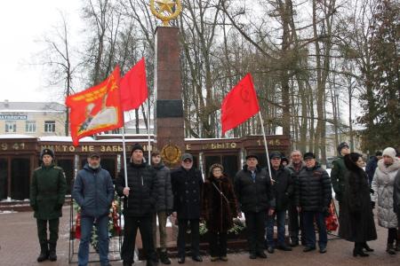 Подмосковные коммунисты: Работать не для себя, а для блага и счастья народа!
