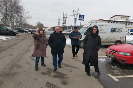 Руководитель фракции КПРФ в Мособлдуме Александр Наумов осмотрел участки строительства дублера МКАД в Видном