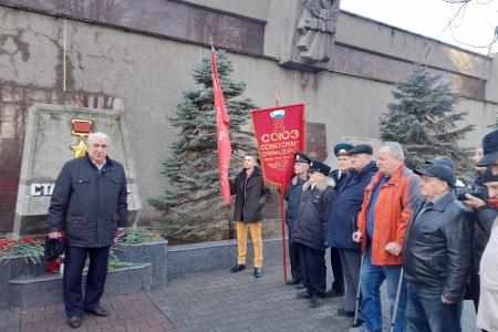 В Севастополе отметили 80-летие разгрома немецко-фашистских войск в Сталинградской битве