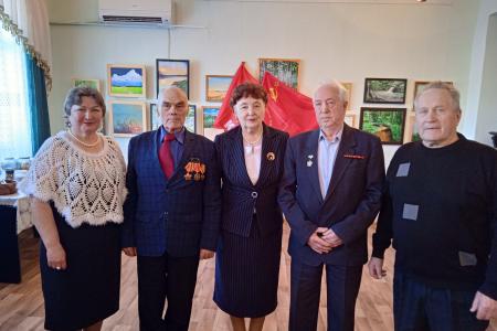 Коммунисты Тюменской области в торжественной обстановке отмечают юбилей нашей партии